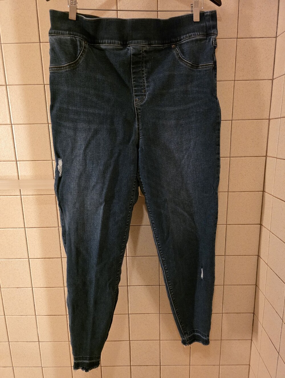 SPANX  Distressed Ankle Skinny Jeans